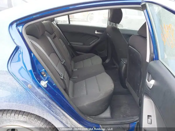 3KPFK4A79JE254273 2018 KIA FORTE - Image 8