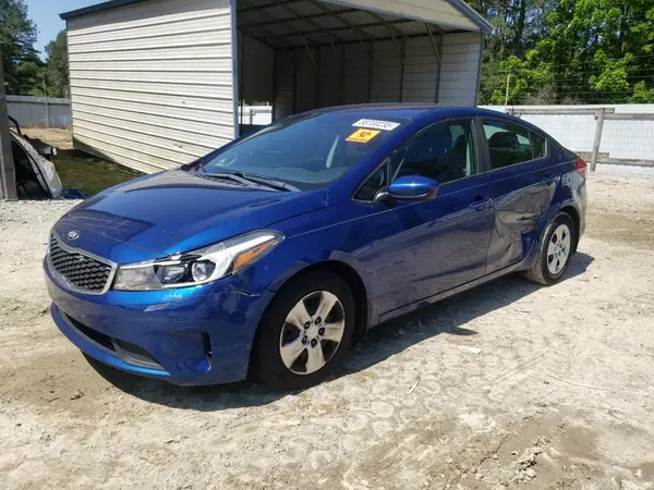 3KPFK4A79JE265581 2018 KIA FORTE - Image 1