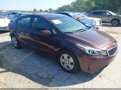 3KPFK4A79JE276290 2018 KIA FORTE