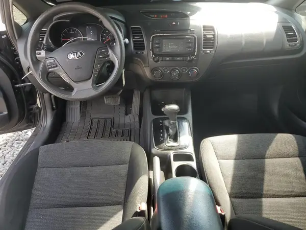 3KPFK4A79JE280078 2018 KIA FORTE - Image 8