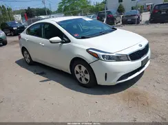 3KPFK4A79JE282400 2018 KIA FORTE