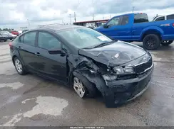 3KPFK4A7XHE009539 2017 KIA FORTE