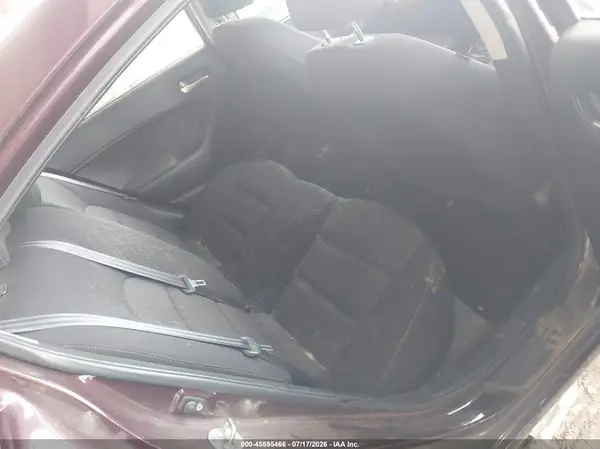 3KPFK4A7XHE025983 2017 KIA FORTE - Image 8