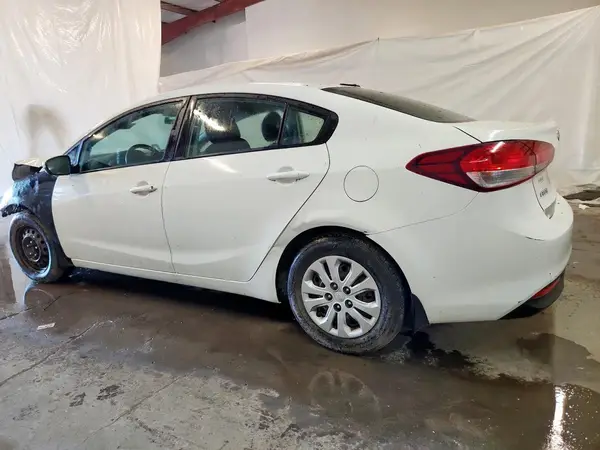 3KPFK4A7XHE026759 2017 KIA FORTE - Image 2
