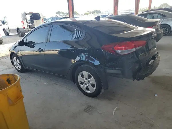 3KPFK4A7XHE028558 2017 KIA FORTE - Image 2