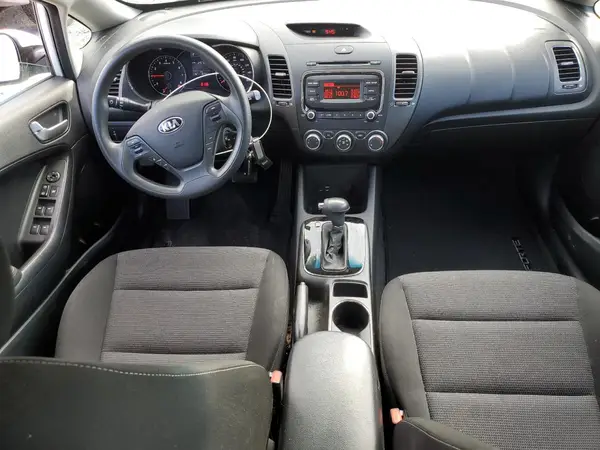 3KPFK4A7XHE034912 2017 KIA FORTE - Image 8