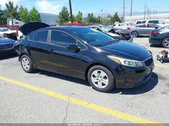 3KPFK4A7XHE043853 2017 KIA FORTE