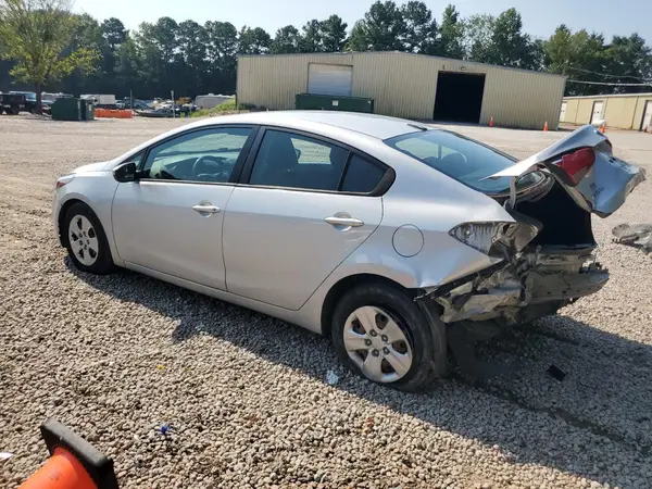 3KPFK4A7XHE049152 2017 KIA FORTE - Image 2