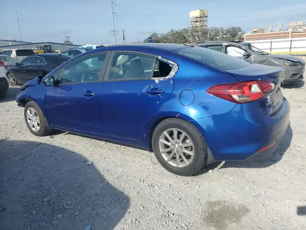 3KPFK4A7XHE050625 2017 KIA FORTE - Image 2