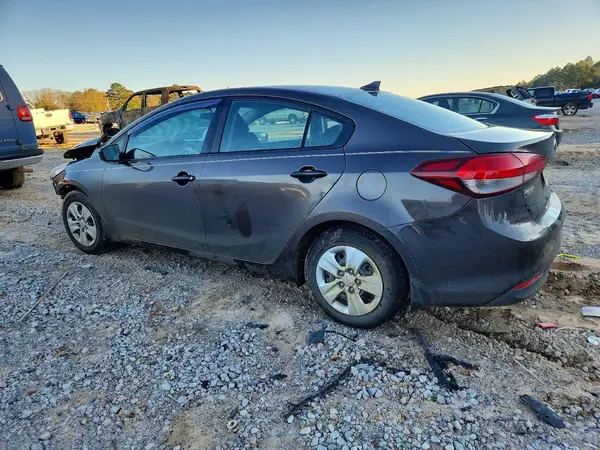 3KPFK4A7XHE061222 2017 KIA FORTE - Image 2
