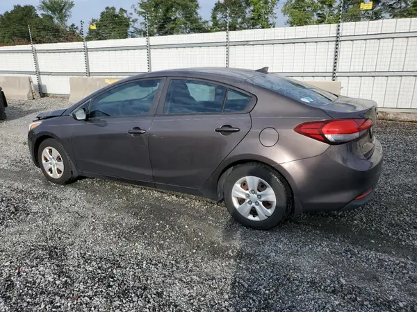 3KPFK4A7XHE064234 2017 KIA FORTE - Image 2