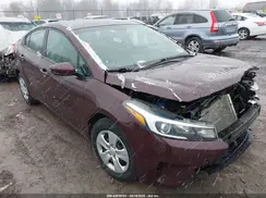 3KPFK4A7XHE071992 2017 KIA FORTE