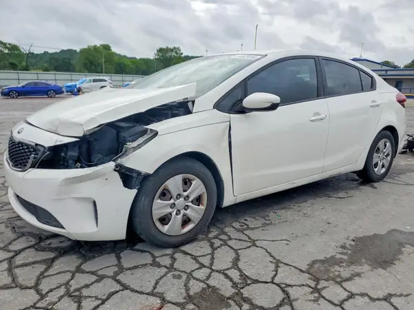 3KPFK4A7XHE075136 2017 KIA FORTE - Image 1