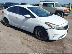 3KPFK4A7XHE077341 2017 KIA FORTE