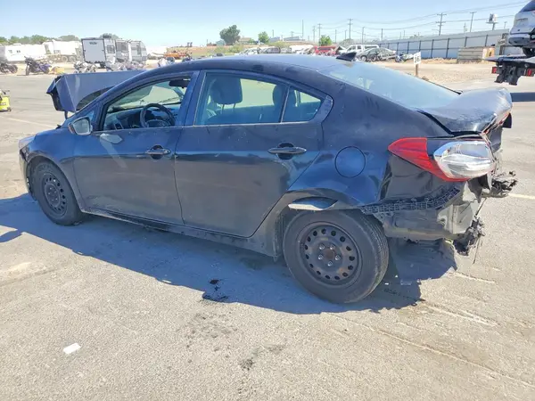3KPFK4A7XHE077470 2017 KIA FORTE - Image 2