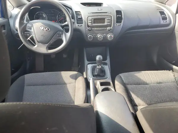 3KPFK4A7XHE080840 2017 KIA FORTE - Image 8