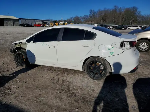 3KPFK4A7XHE082054 2017 KIA FORTE - Image 2