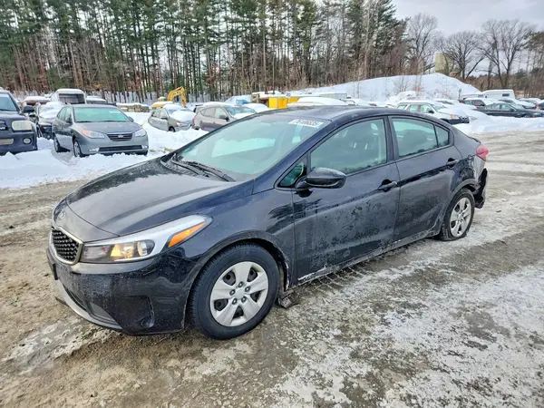 3KPFK4A7XHE085830 2017 KIA FORTE - Image 1
