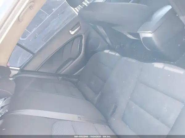 3KPFK4A7XHE091711 2017 KIA FORTE - Image 8