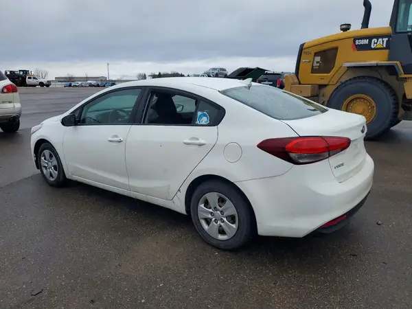 3KPFK4A7XHE094012 2017 KIA FORTE - Image 2