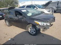 3KPFK4A7XHE097220 2017 KIA FORTE
