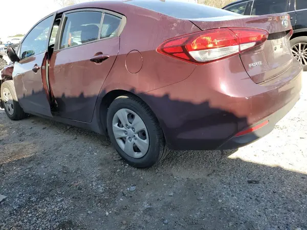 3KPFK4A7XHE106255 2017 KIA FORTE - Image 2