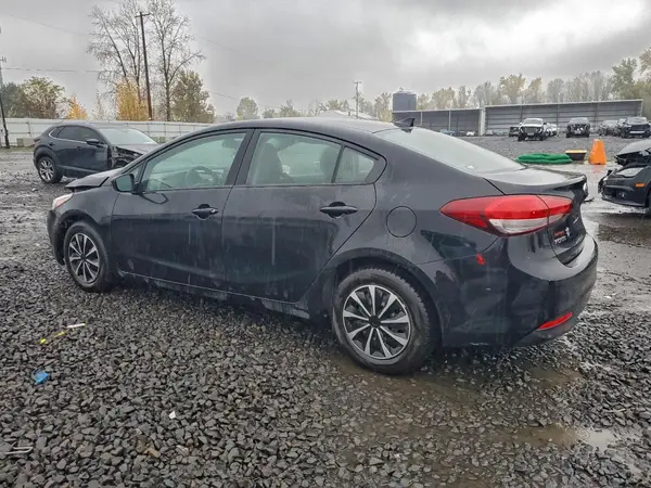 3KPFK4A7XHE108989 2017 KIA FORTE - Image 2