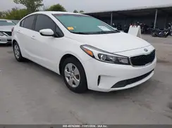 3KPFK4A7XHE112475 2017 KIA FORTE