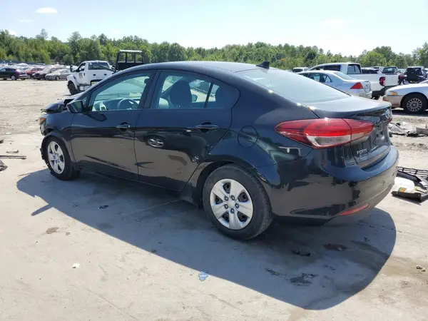 3KPFK4A7XHE112590 2017 KIA FORTE - Image 2