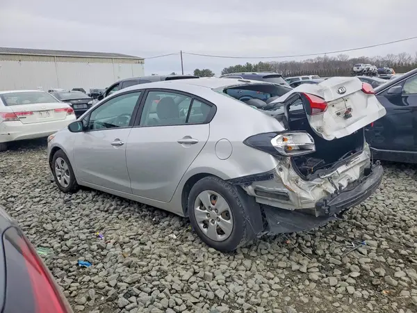 3KPFK4A7XHE112699 2017 KIA FORTE - Image 2