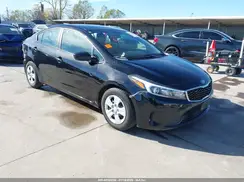 3KPFK4A7XHE114307 2017 KIA FORTE