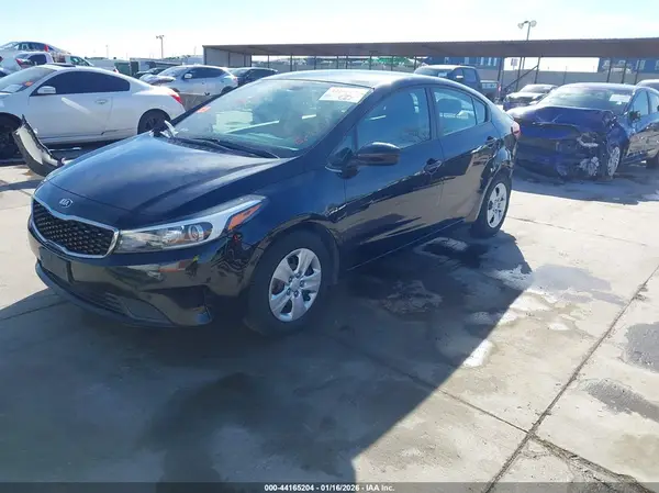3KPFK4A7XHE114307 2017 KIA FORTE - Image 2