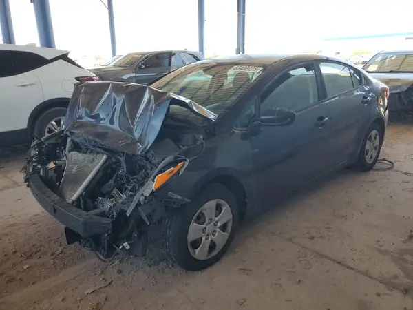3KPFK4A7XHE127834 2017 KIA FORTE - Image 1