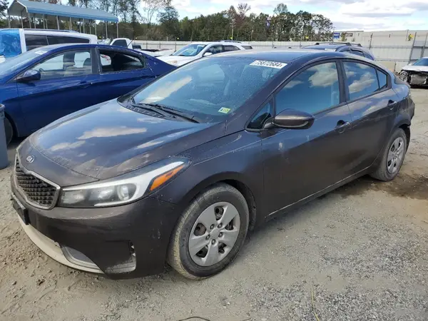 3KPFK4A7XHE131110 2017 KIA FORTE - Image 1