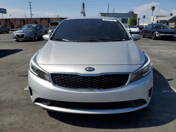 2017 KIA FORTE COPART lot 55512135 auction photo 5