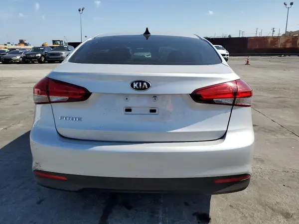 2017 KIA FORTE COPART lot 55512135 auction photo 6