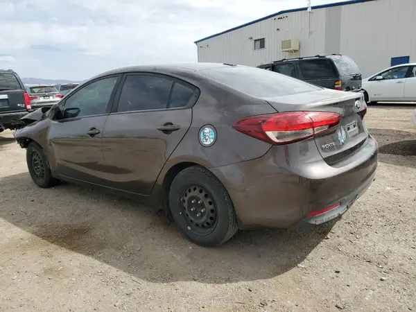 3KPFK4A7XHE141457 2017 KIA FORTE - Image 2