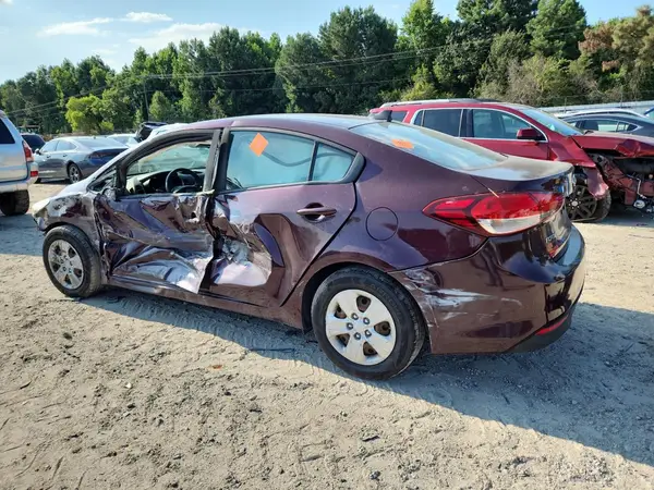 3KPFK4A7XHE143855 2017 KIA FORTE - Image 2