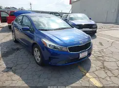 3KPFK4A7XHE144262 2017 KIA FORTE