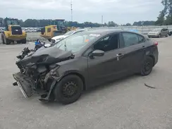 3KPFK4A7XHE146156 2017 KIA FORTE