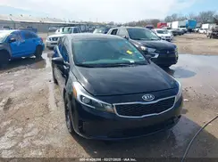 3KPFK4A7XHE152295 2017 KIA FORTE