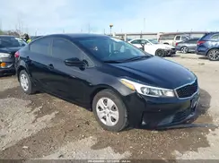 3KPFK4A7XHE154063 2017 KIA FORTE
