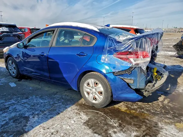 3KPFK4A7XHE157478 2017 KIA FORTE - Image 2