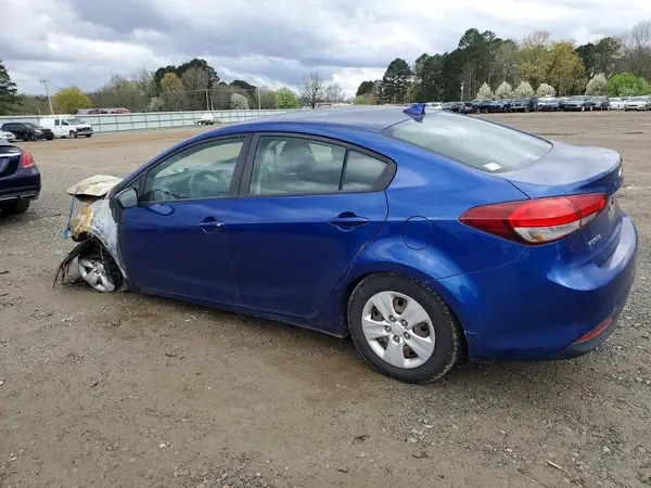 3KPFK4A7XHE158906 2017 KIA FORTE - Image 2