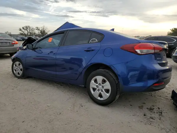 3KPFK4A7XHE159912 2017 KIA FORTE - Image 2