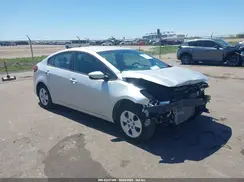 3KPFK4A7XHE160610 2017 KIA FORTE