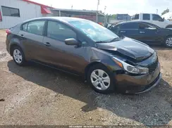 3KPFK4A7XJE167952 2018 KIA FORTE