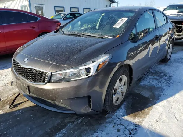 3KPFK4A7XJE171421 2018 KIA FORTE - Image 1