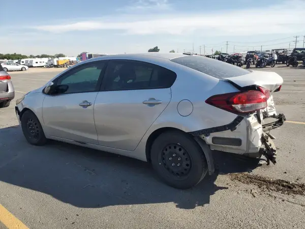 3KPFK4A7XJE171581 2018 KIA FORTE - Image 2