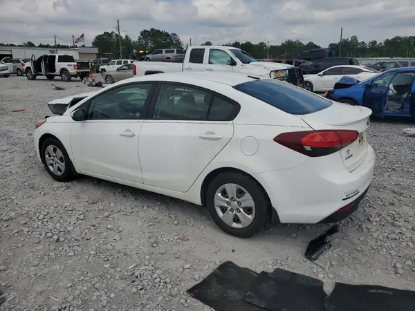 3KPFK4A7XJE177106 2018 KIA FORTE - Image 2